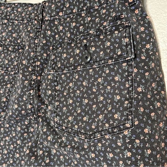 NWOT American Eagle Black Pink Ditsy Mini Floral Print Utility Stretch  Pants - Picture 8 of 8